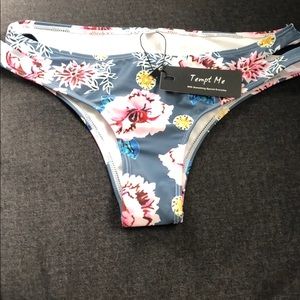 Tempt me bottoms 👙 BRAND NEW